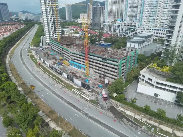 Crown Penang, George Town Condo 3