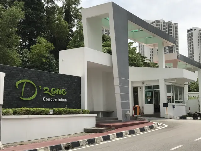 D'Zone Condominium, Teluk Kumbar Condo 1