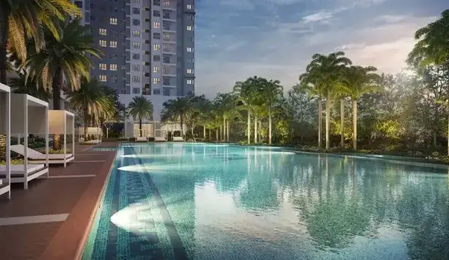 M Azura, Setapak swimming pool